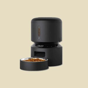 Timely and accurate feeding, remote control, voice reminder, multi-pet recognition